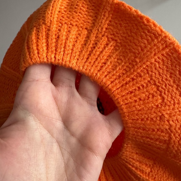 Knitted Pumpkin Berets – Adult & Child Matching Set - Picture 4 of 6